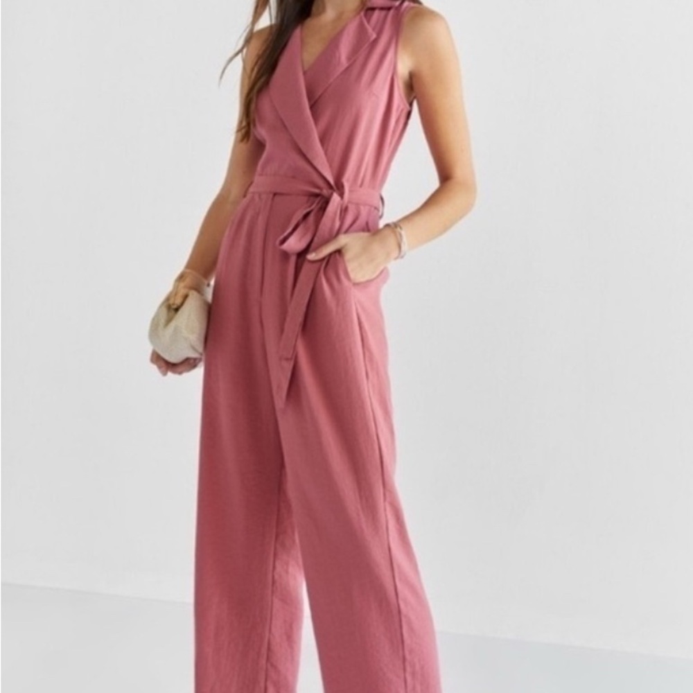 Sleeveless Pink Jumpsuit